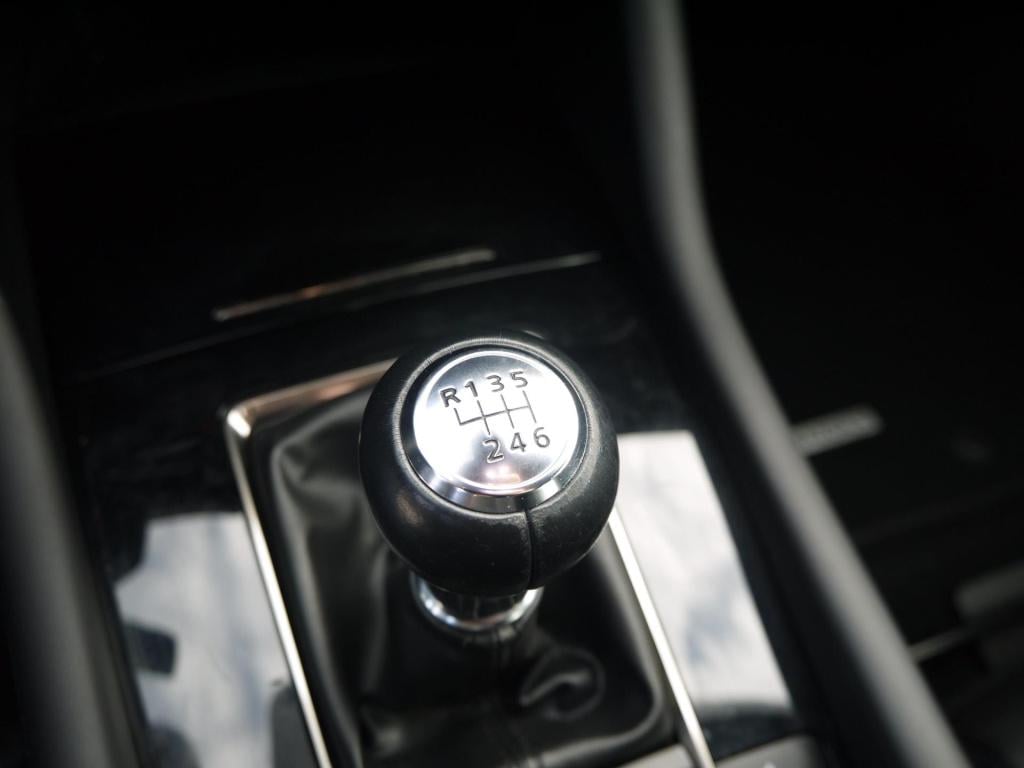 Mazda 3 2.0 e-skyactiv-x m hybrid 180 comfort met bose& leer|rijklaar