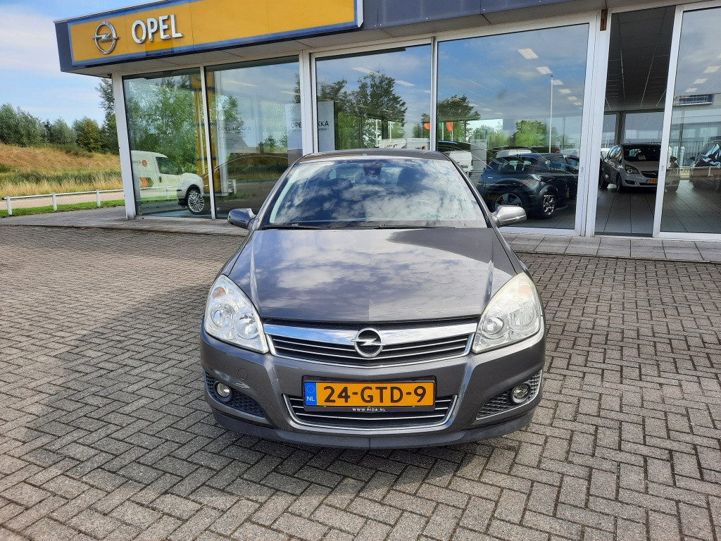 Opel Astra 1.6 temptation