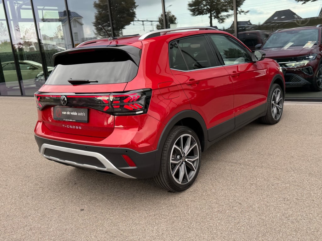 Volkswagen T-cross 1.0 tsi 116pk style | trekhaak | camera | navi | led gri