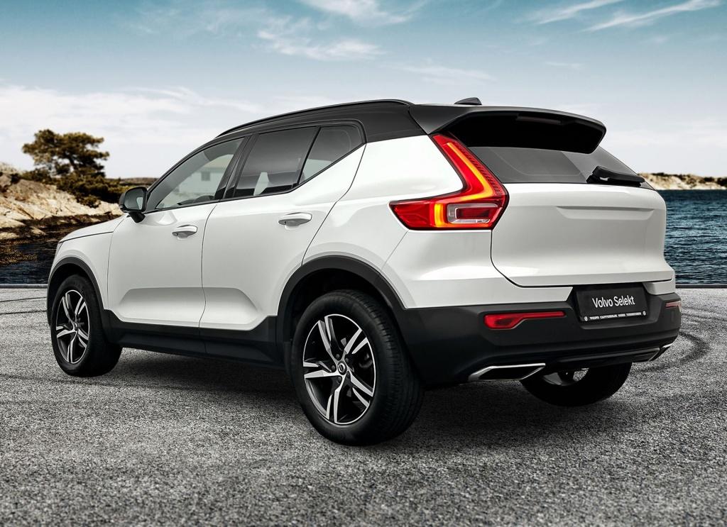 Volvo XC40 1.5 t3 r-design | 360 | electr. stoelen | harman kardon | parkee