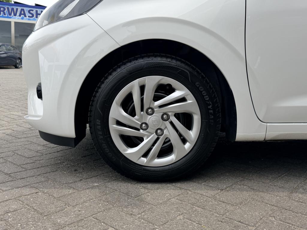 Hyundai I 10 1.0 comfort | carplay | airco | dab | lane assist | cruise con