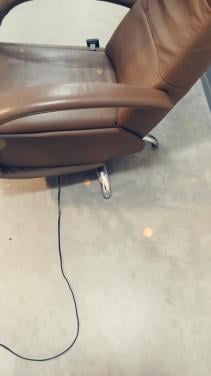 Mooie Leren fauteuil  Elekt