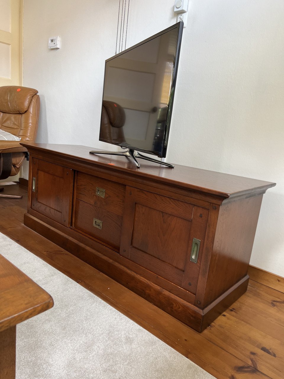 Eikenhouten dressoir, kwalitatief tv meubel