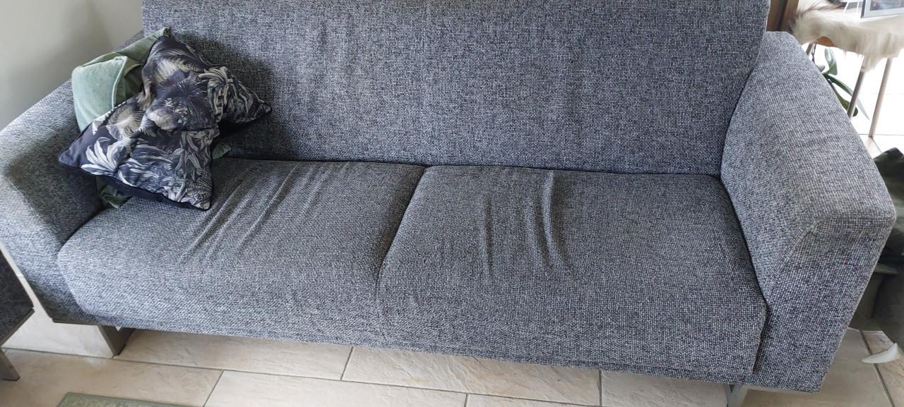 Gratis op te halen bankstel van Montel