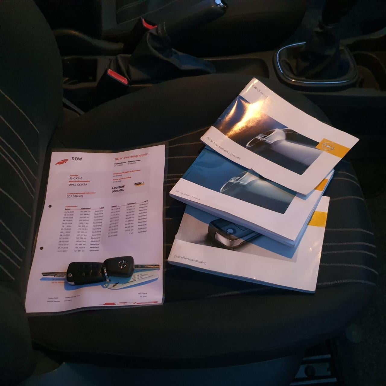 Opel Corsa 1.4-16V Enjoy 5 deurs