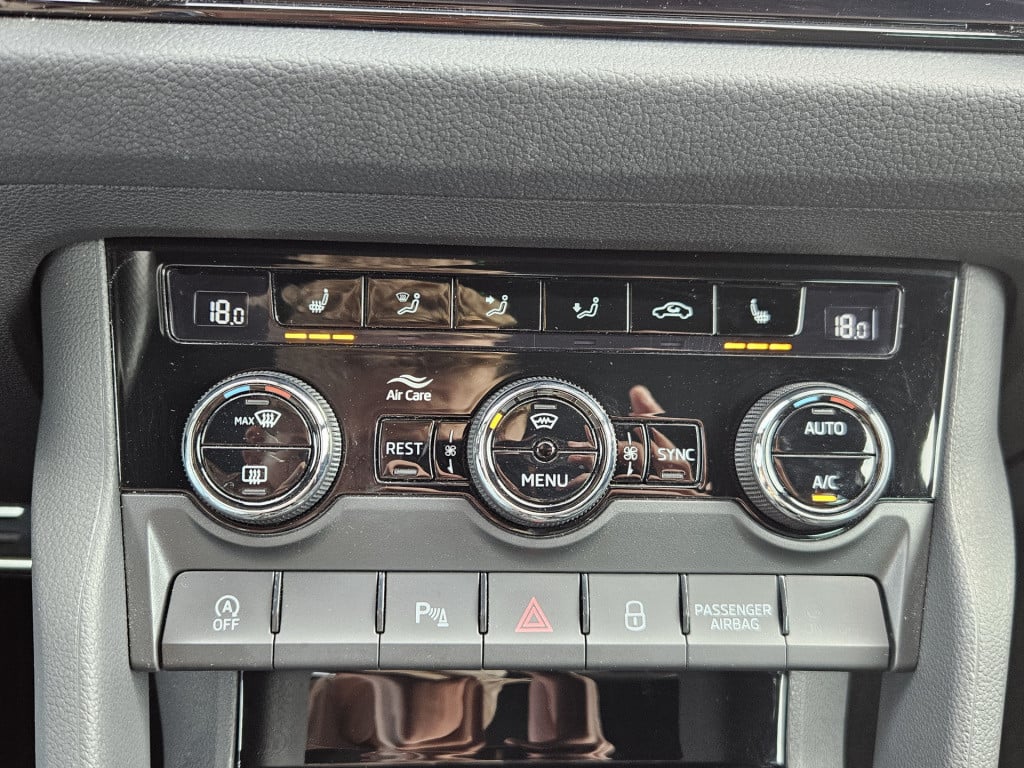 Skoda Kodiaq 1.5 tsi sportline business | pano | trekhaak