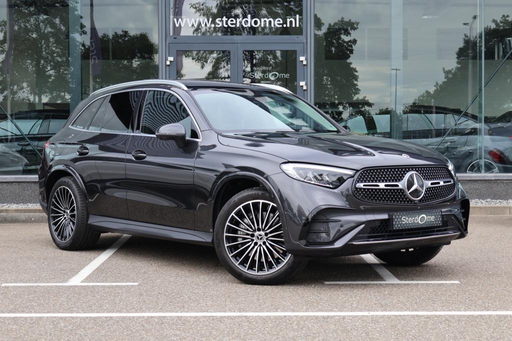 Mercedes-Benz Glc 300e 4matic amg l airmatic l gestuurde achteras l panoram