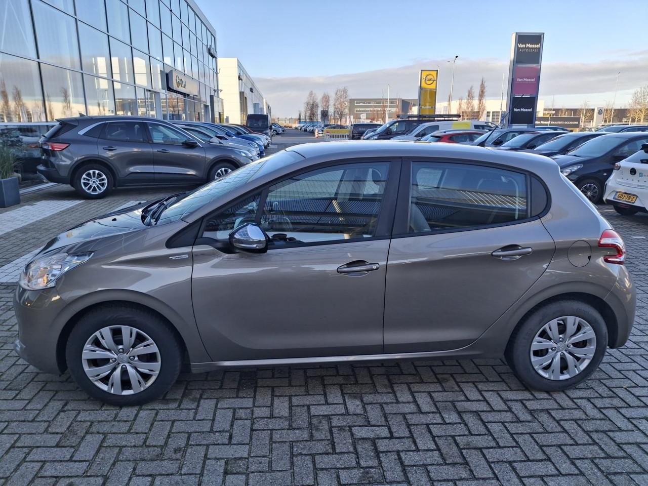 Peugeot 208 1.2 puretech 72.000km 2014
