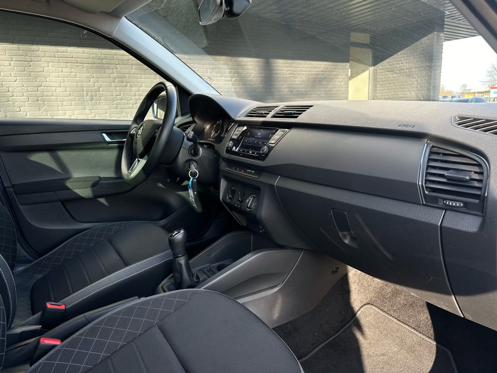 Skoda Fabia 1.0 tsi business edition