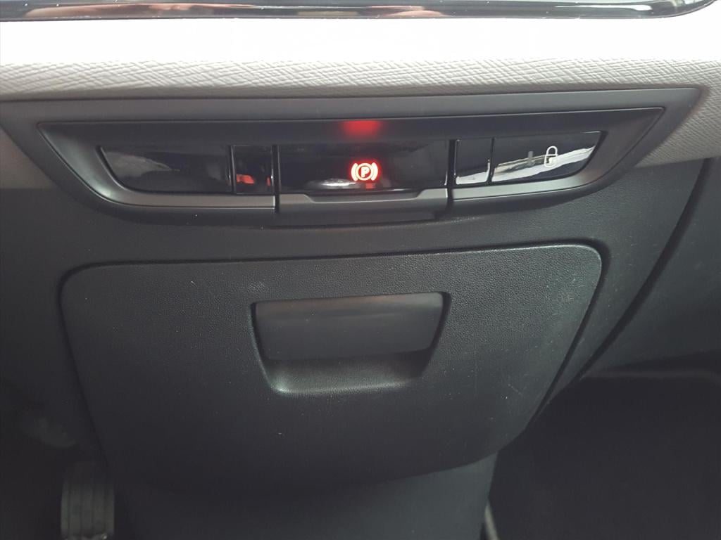 Citroen Grand C4 Picasso 130pk s&s business 7persoons trekhaak | apple carp