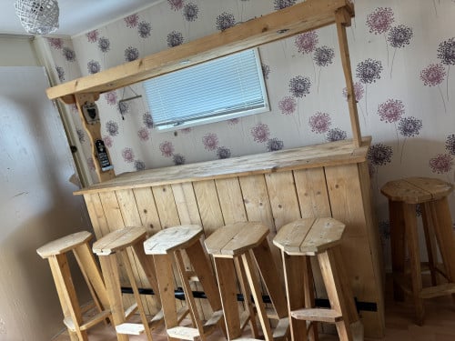Steigerhout bar