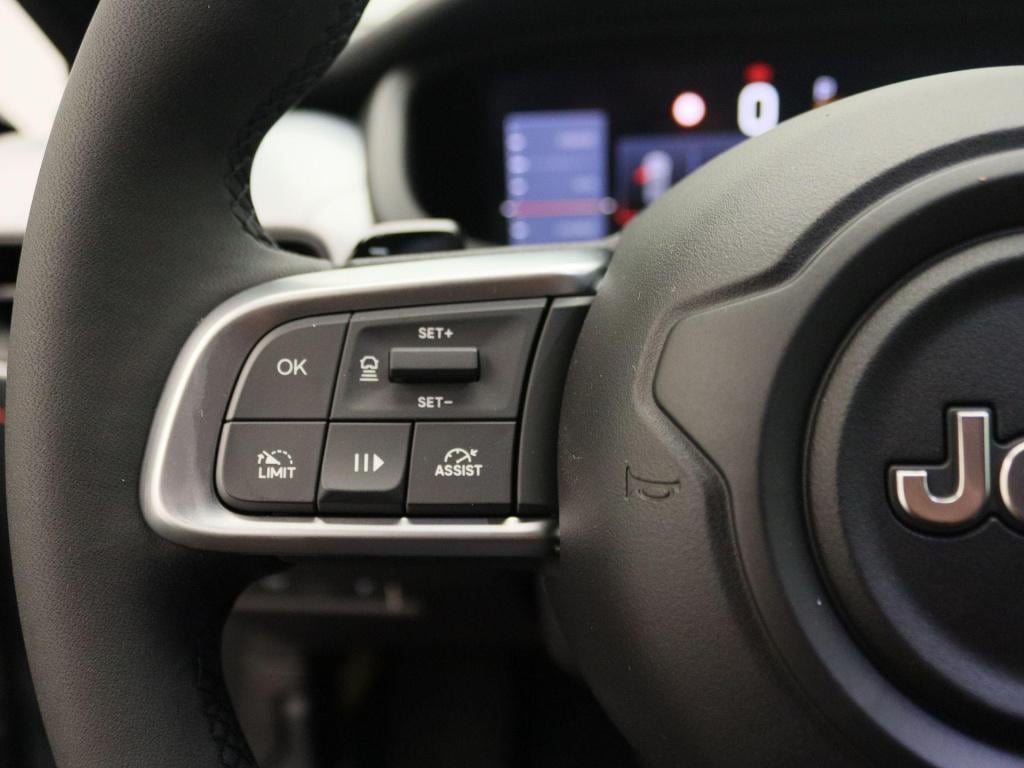 Jeep Avenger 1.2t 4xe the north face || van mossel voordeel || tot 8 jaar g