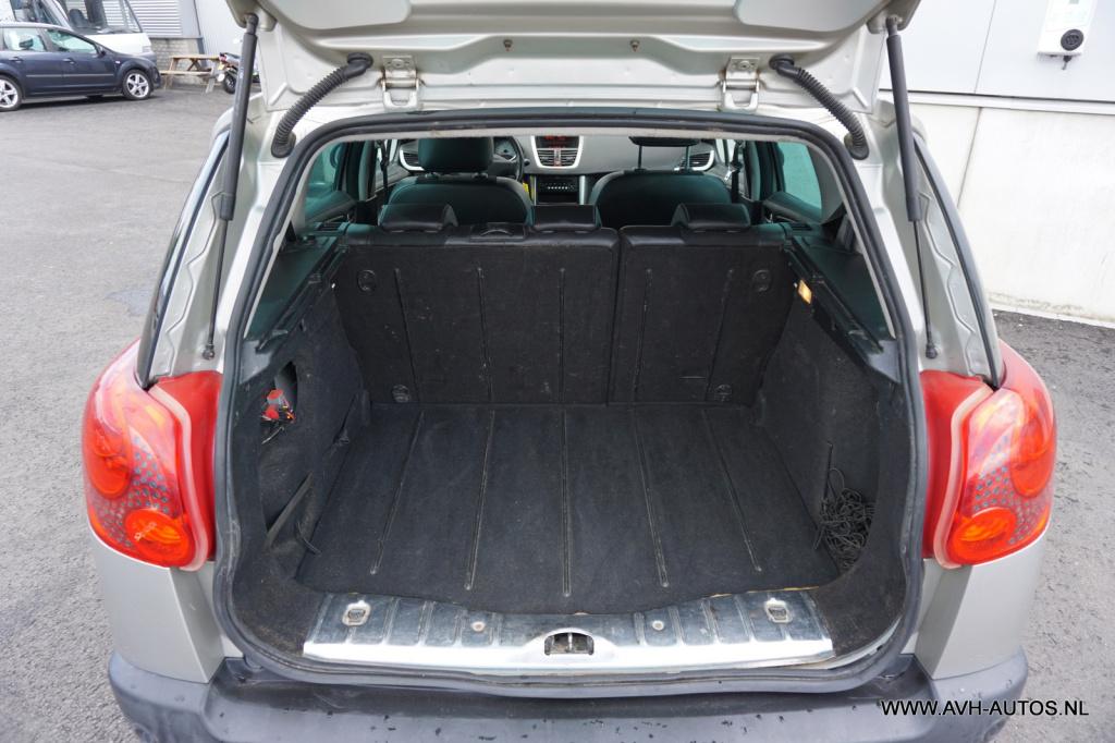Peugeot 207 sw outdoor 1.6 vti