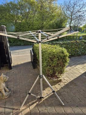 Camping droogmolen in hoes