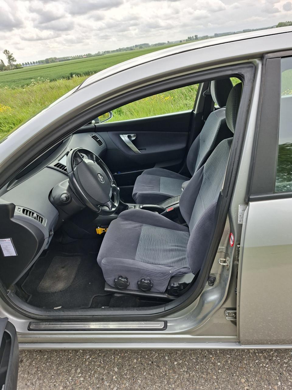 Nissan Primera 1.8 Estate 2007 Grijs
