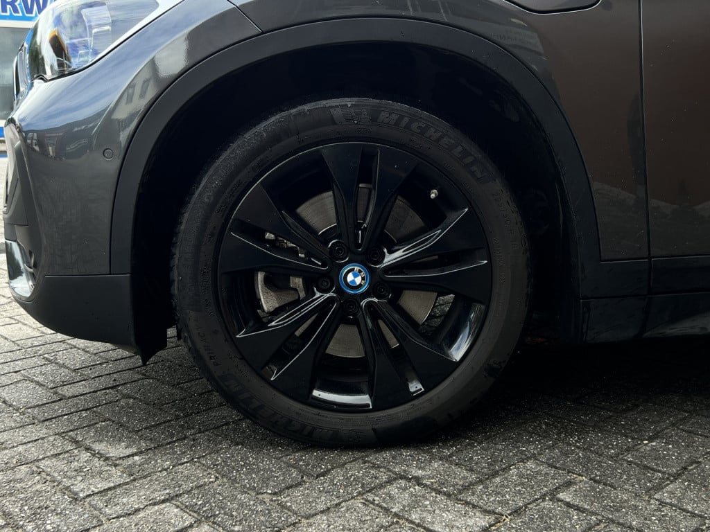 BMW X1 xdrive25e edrive edition phev | camera | nav | cruise control | trek
