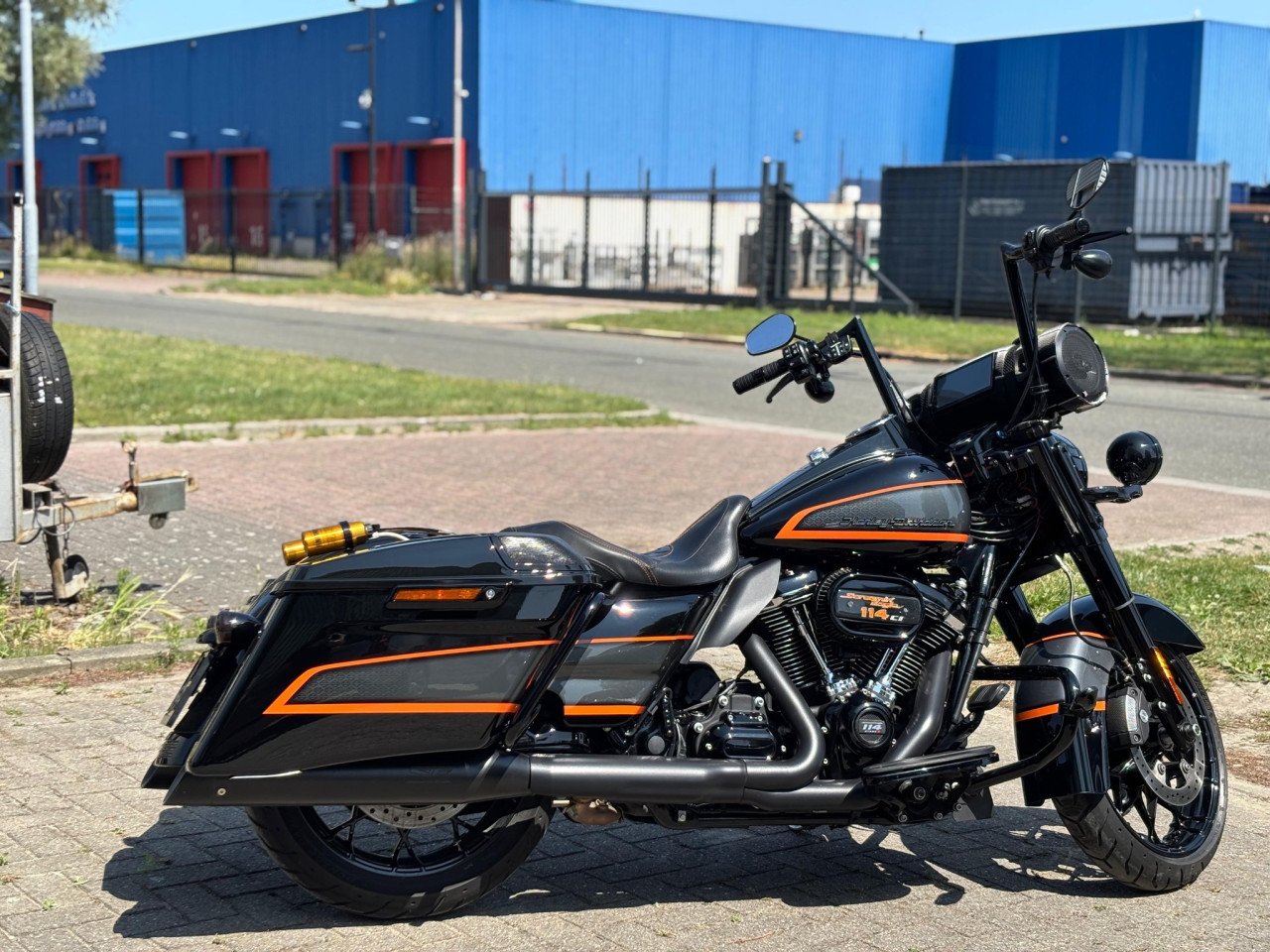 Harley-Davidson Road King Special 114ci Apex Edition