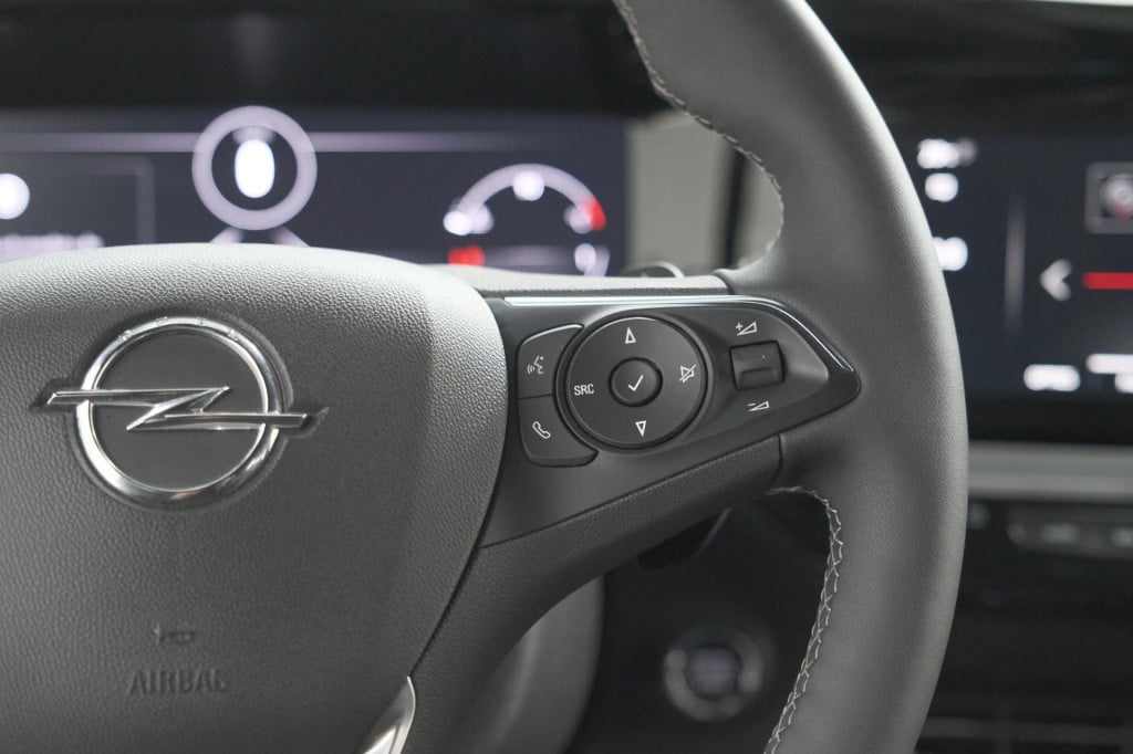 Opel Mokka turbo 131 at8 ultimate | adaptieve cruise control | stoelmassage
