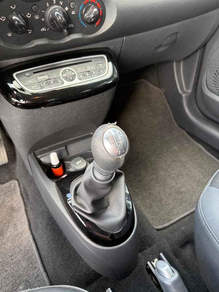 Renault Twingo 1.2-16v night & day - airco - nieuwe distributie