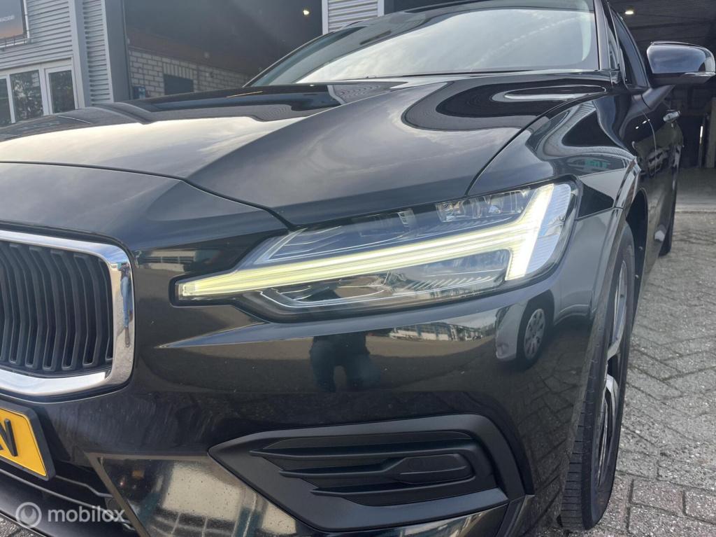 Volvo V60 2.0 b3 momentum advantage | 1e eig. | dealeronderhouden