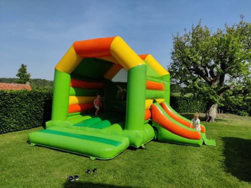Springkussen Te Huur