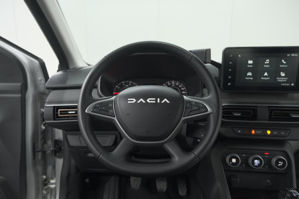 Dacia Sandero Stepway tce 90 expression | camera | dodehoekdetectie | navig