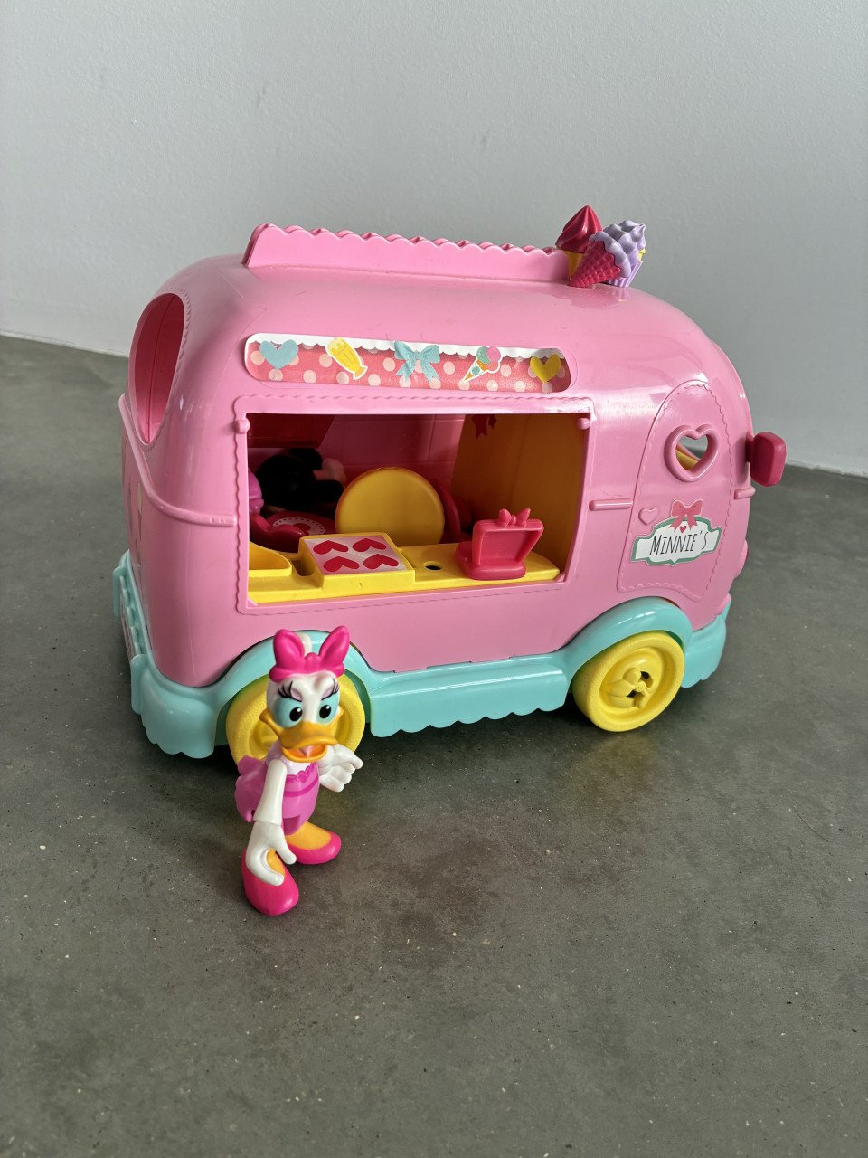Minnie mouse ijsauto