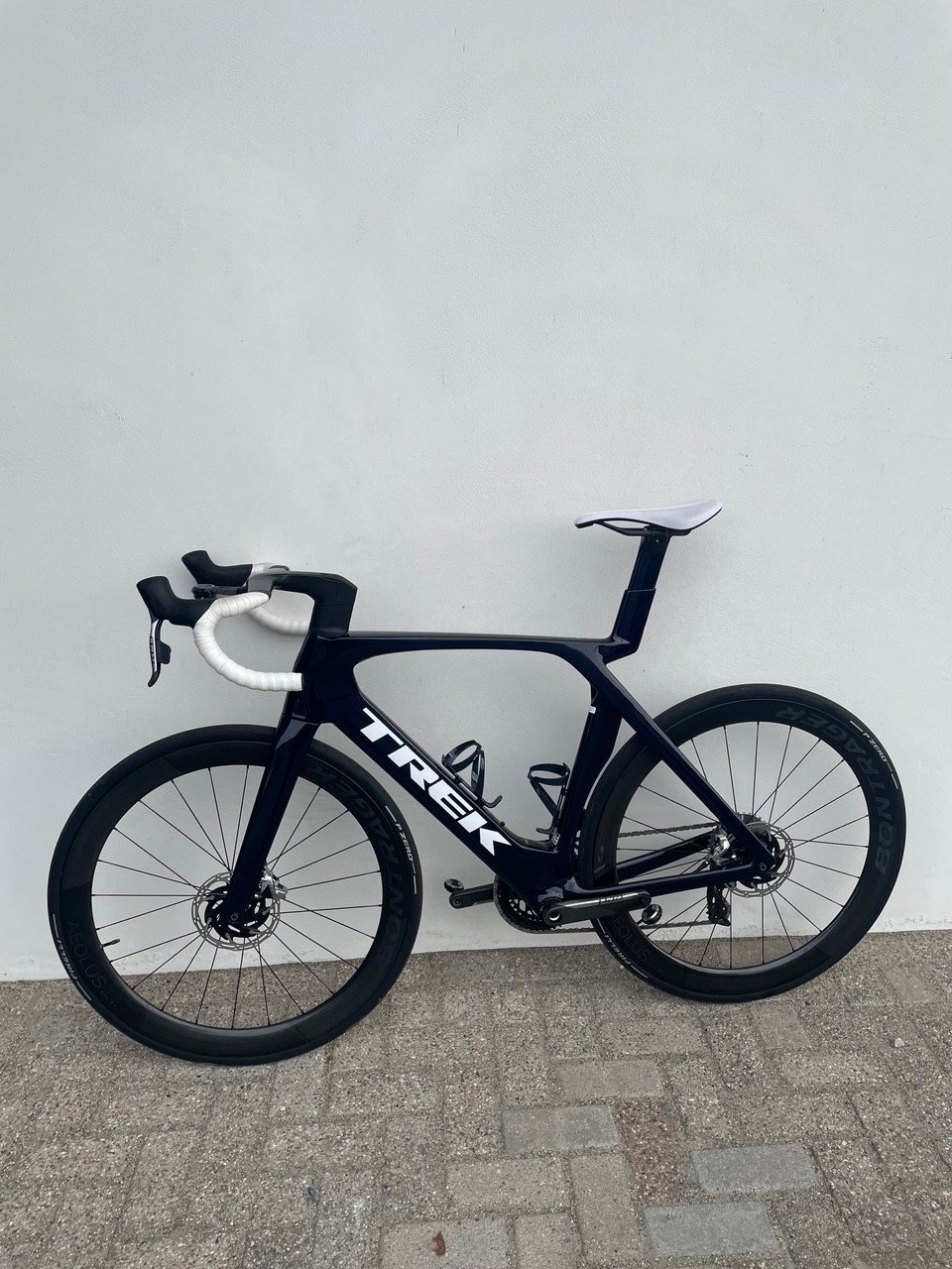 Trek Madone SLR 9 AXS Gen 7 58cm Zo goed als nieuw !!!