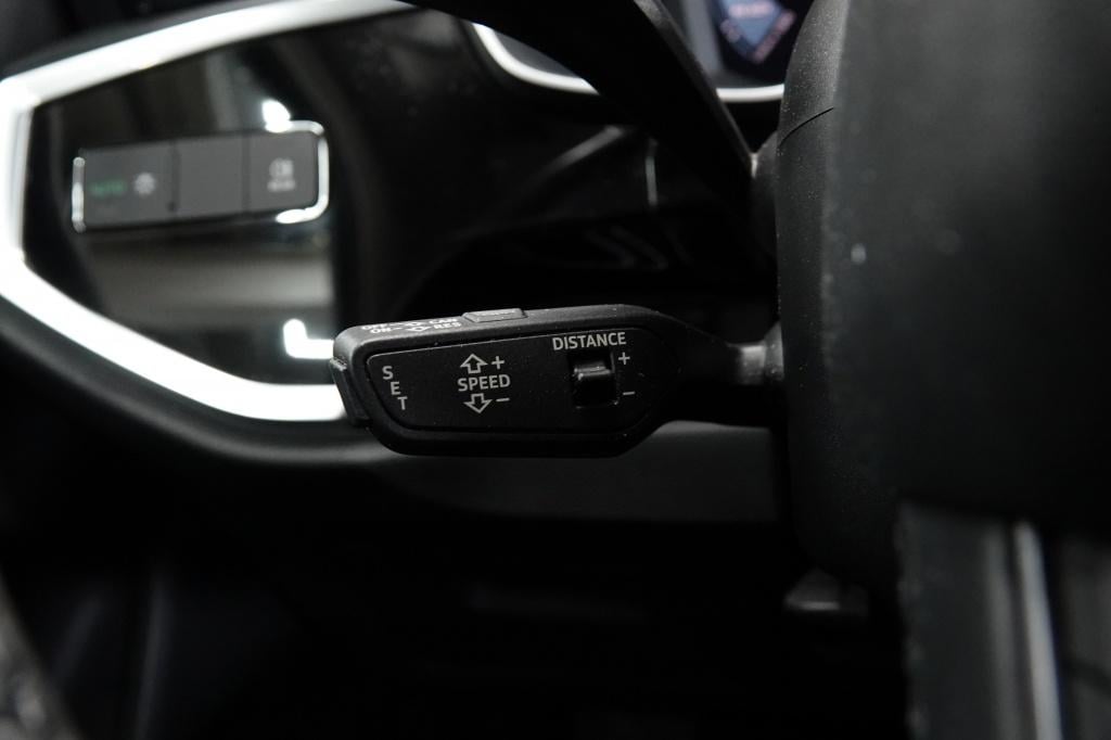 Audi Q3 sportback 1.5 tfsi | acc | driveselect | pdc |
