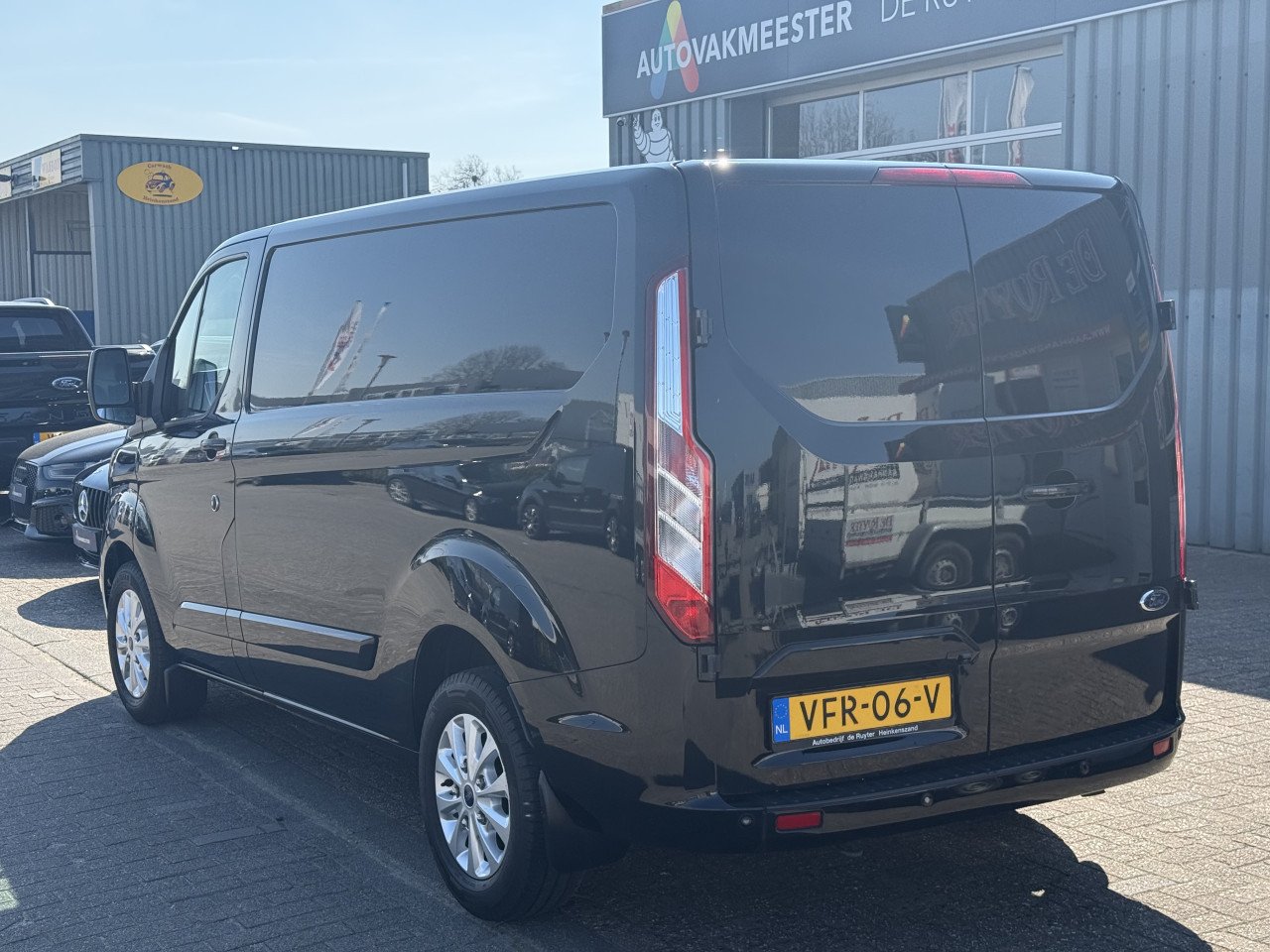 Ford Transit Custom - 300 2.0 TDCI L1H1 Limited 170PK Automaat