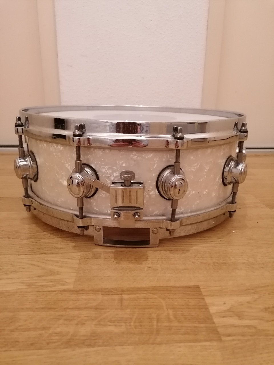 Adams 8000 snaredrum