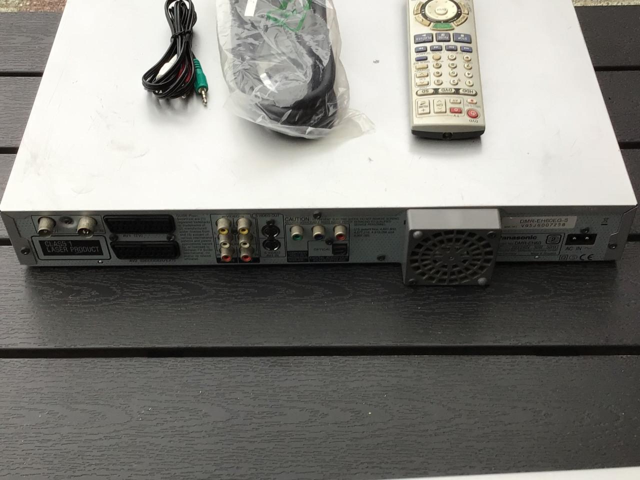 Panasonic Cd/DVD harddiskrecorder DMR EH 60