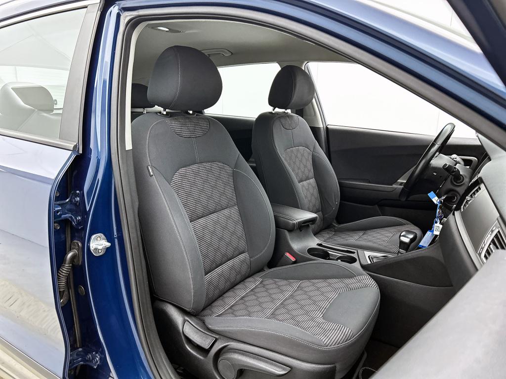 Kia Niro 1.6 gdi hybrid first edition