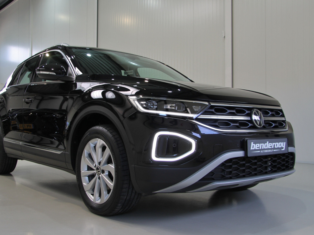 Volkswagen T-roc 1.5 tsi 150pk dsg style | acc | lane | camera