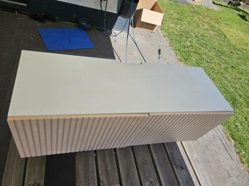 IKEA TV meubel met kabelgoot