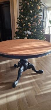 Ronde massief houten eettafel
