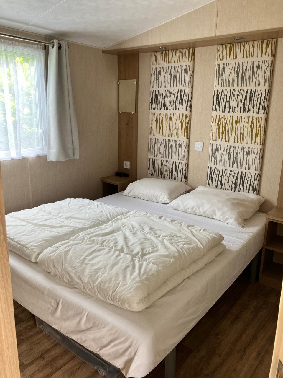 Te huur caravan direct aan zee en natuurgebied  "Het Zwin"