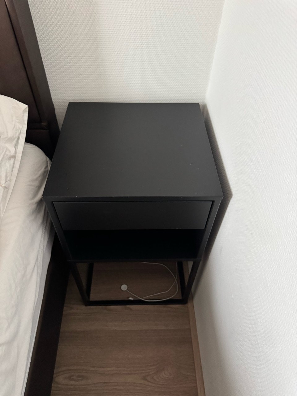 Nachtkastje 2 stuks