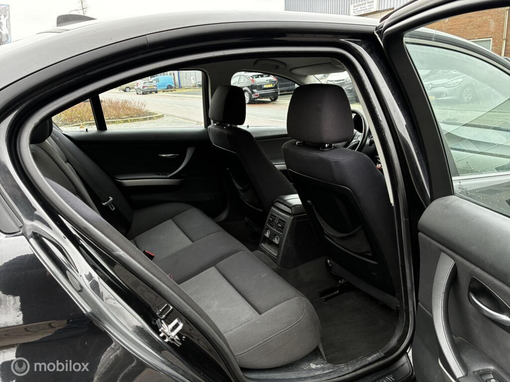 BMW 3-serie 318d High Executive km283.381 Nap BJ2007