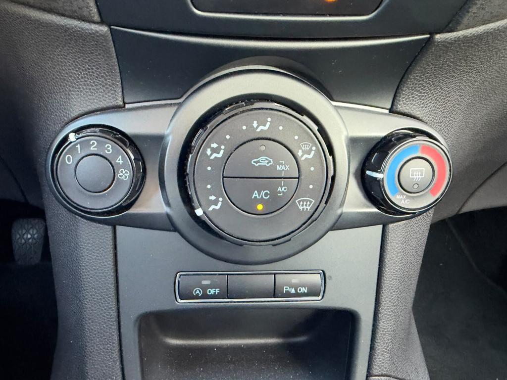 Ford Fiesta 1.0 style ultimate