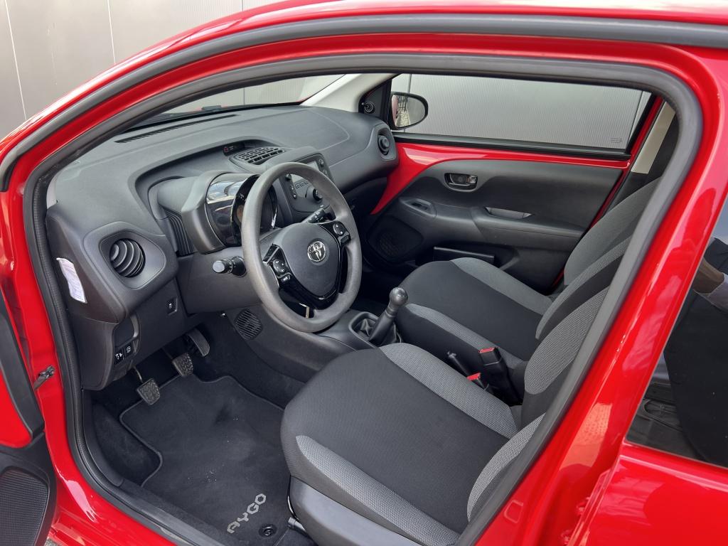 Toyota Aygo 1.0 vvt-i x-fun
