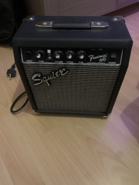 Fender - Squier Sonic Stratocaster