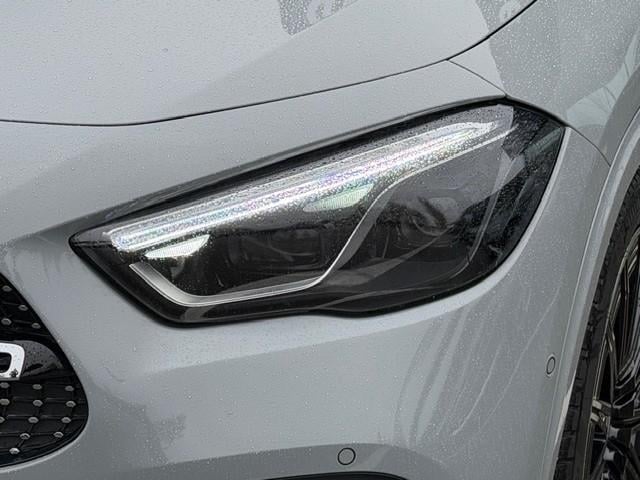 Mercedes-Benz Gla-klasse 180 amg line i 2025 i panorama dak i manufaktur al