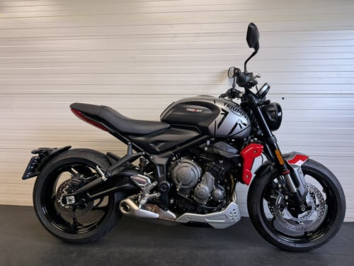Jonge Triumph Trident 660 slechts 3200km oud!