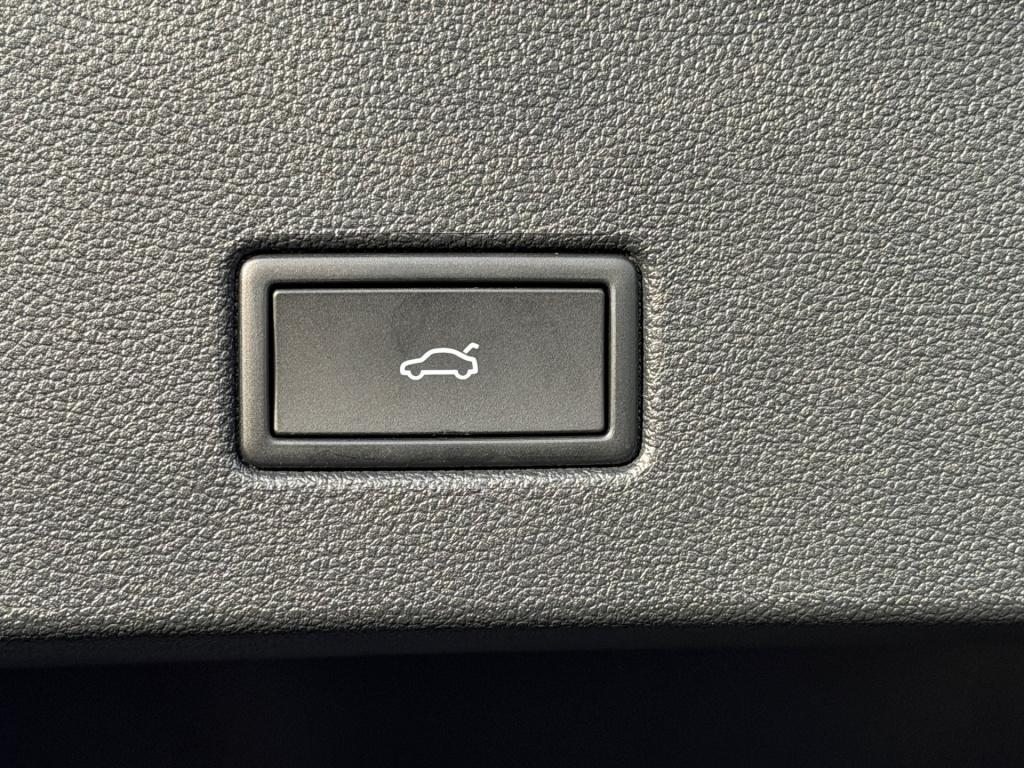 Volkswagen T-roc 1.5 tsi 150pk dsg r-line | camera | keyless | elek. achter