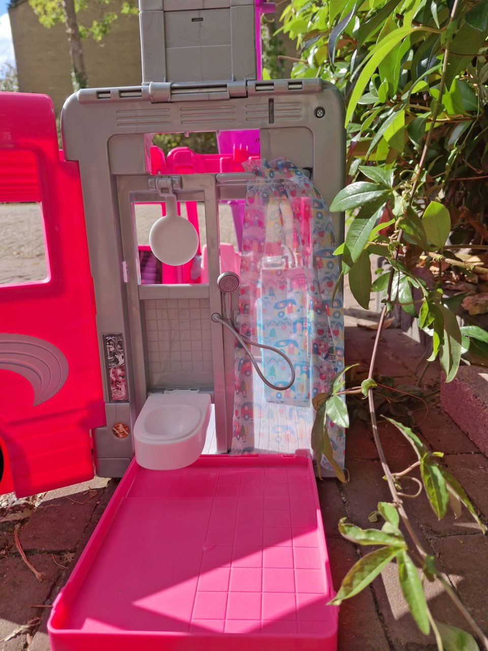 Barbie camper