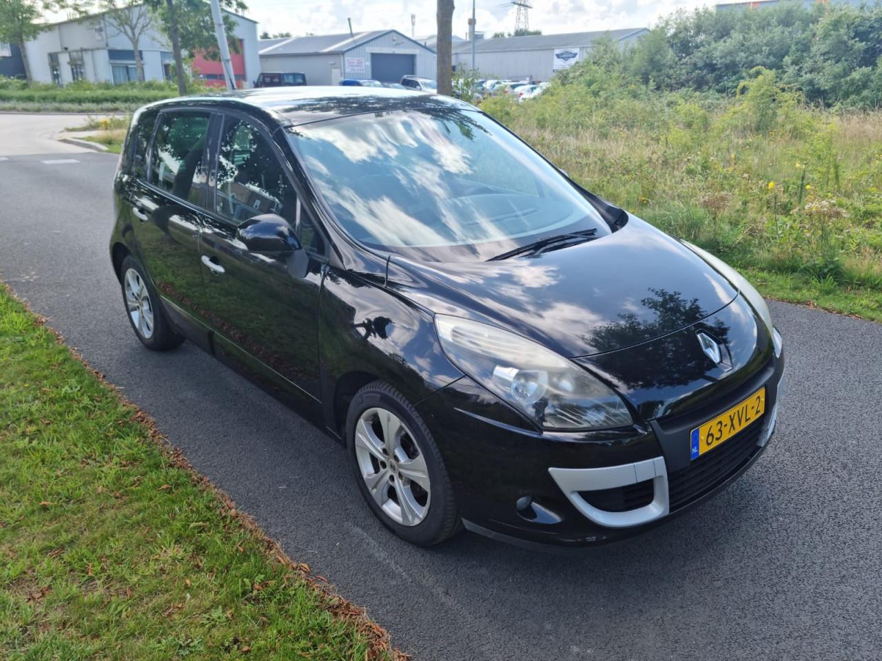 Renault scenic 1.4tce 130 pk 89000km bj 10-2011