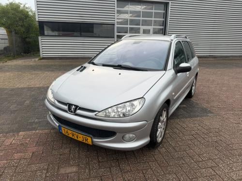Peugeot  206 bj 2005  1000 euro