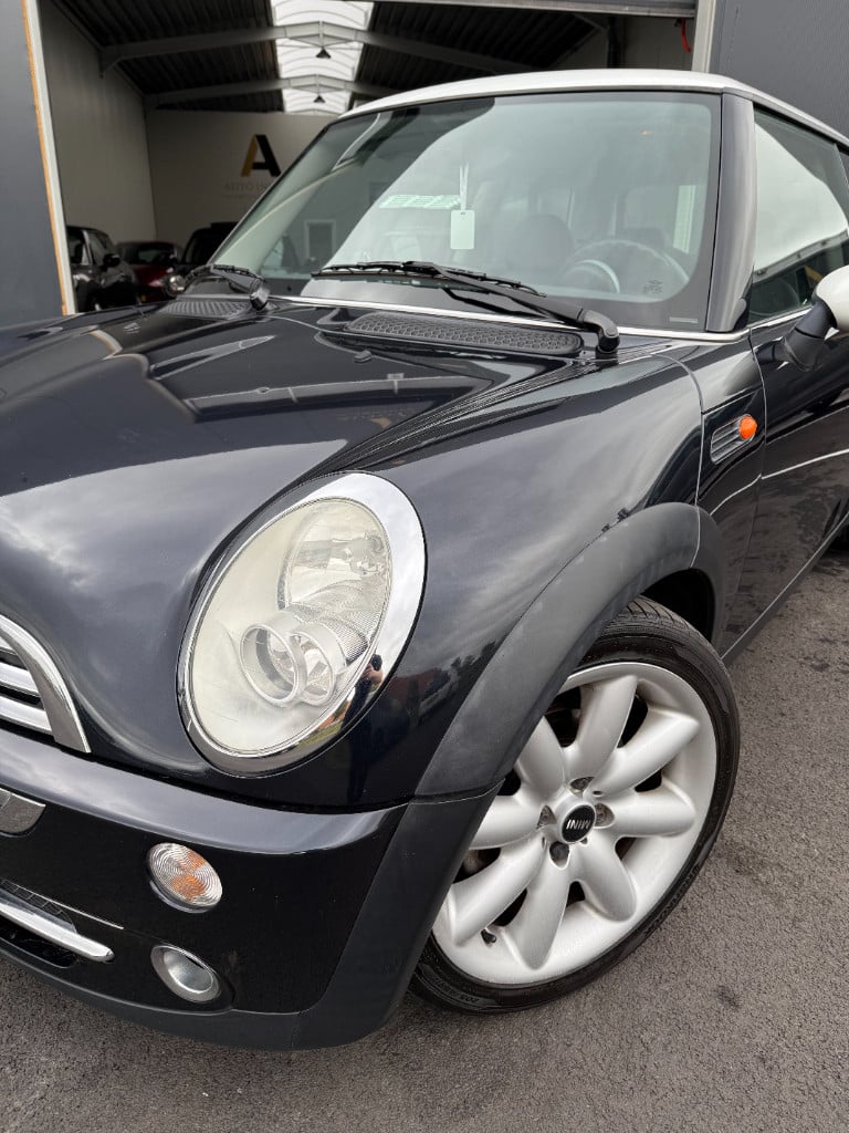 Mini Cooper 1.6 - chili - origineel nl - nap!