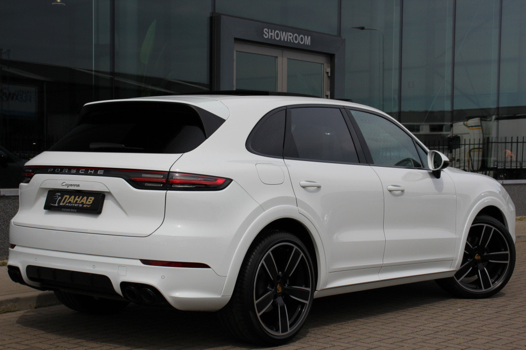 Porsche Cayenne 3.0 | sportdesign | pano | luchtvering | adaptief cruise co